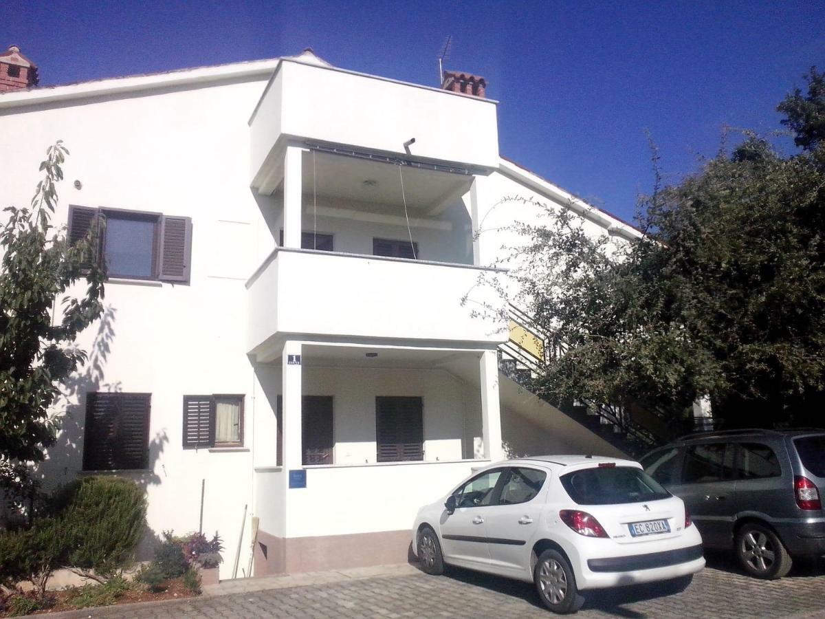 App Karmen With Free Parkig Apartment Porec Ngoại thất bức ảnh